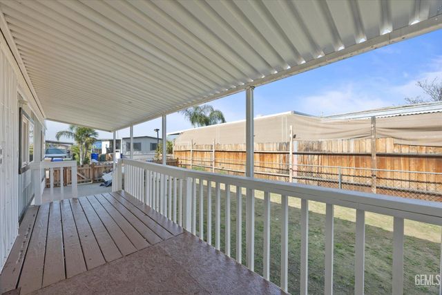 6601 Eucaliptus 84, Bakersfield, CA 93306