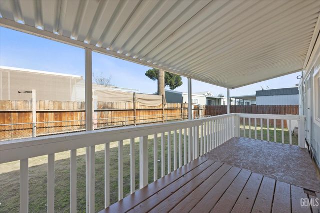 6601 Eucaliptus 84, Bakersfield, CA 93306