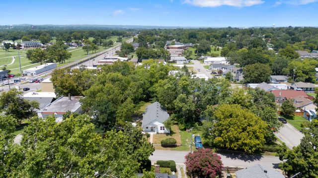 109 26th St, Old Hickory, TN 37138