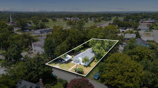 109 26th St, Old Hickory, TN 37138
