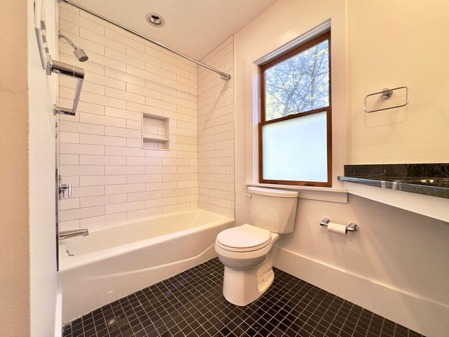 51 Market Street 2, Cambridge, MA 02139