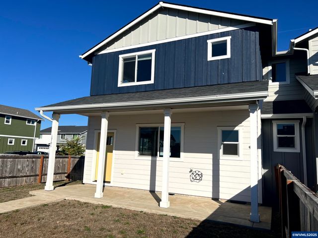 1761 SE Jonathan Av, Dallas, OR 97338