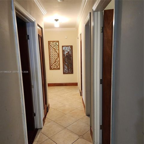 19810 SW 83rd Ave, Cutler Bay, FL 33189