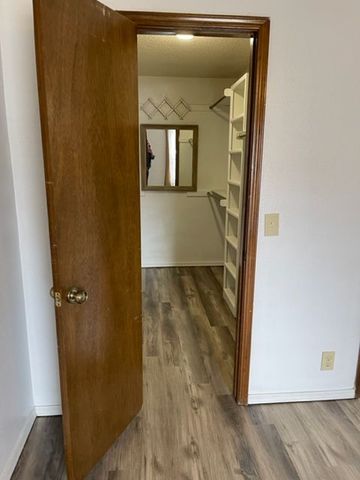 7815 E 77th Place, Tulsa, OK 74133