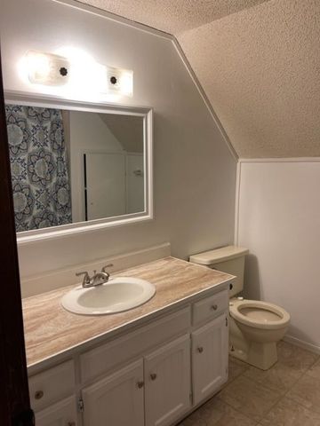 7815 E 77th Place, Tulsa, OK 74133