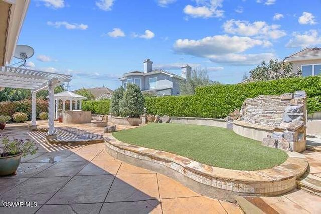 1739 Sandcroft Street, Lake Sherwood, CA 91361