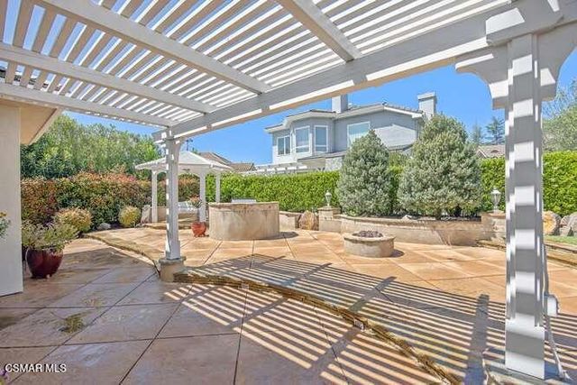 1739 Sandcroft Street, Lake Sherwood, CA 91361