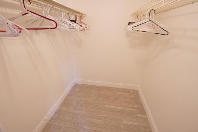 3000 E Sunrise Lakes Boulevard 123, Sunrise, FL 33322