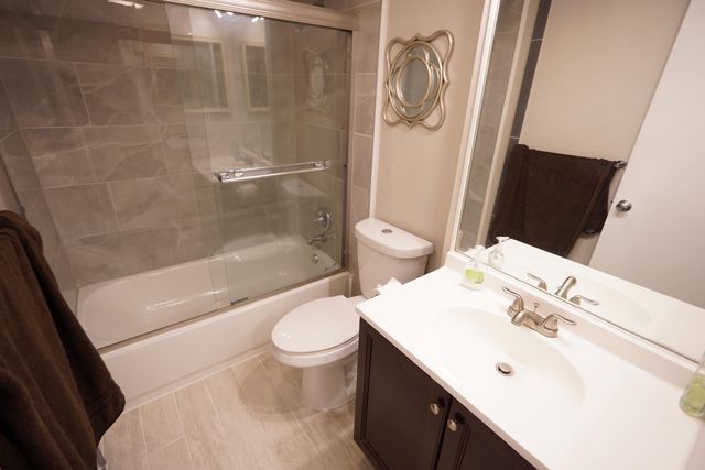 3000 E Sunrise Lakes Boulevard 123, Sunrise, FL 33322