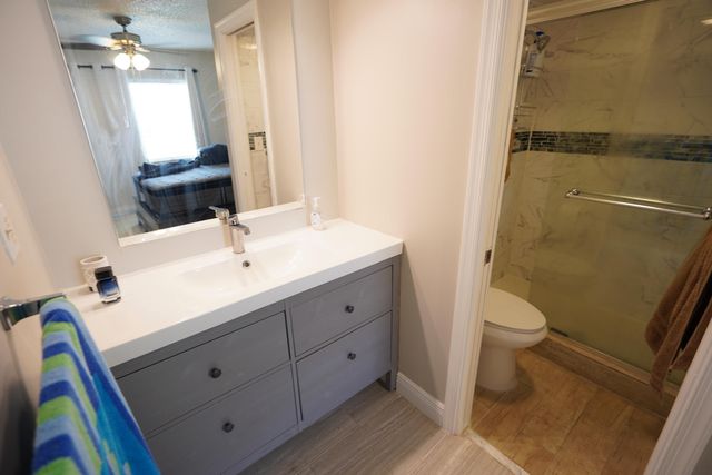 3000 E Sunrise Lakes Boulevard 123, Sunrise, FL 33322