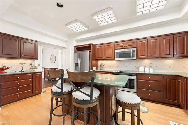 124 Spoon CT, Yorktown, VA 23693