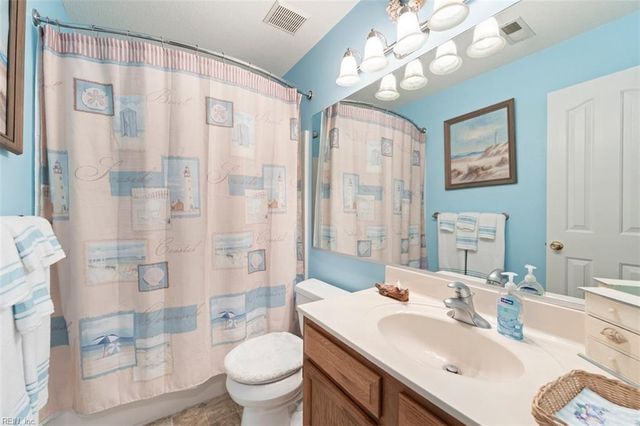 124 Spoon CT, Yorktown, VA 23693