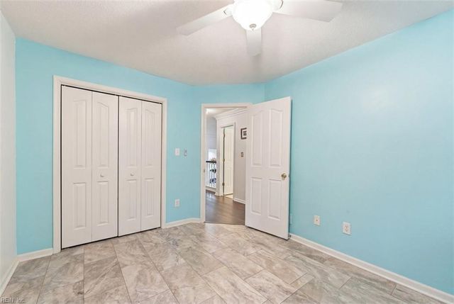 124 Spoon CT, Yorktown, VA 23693