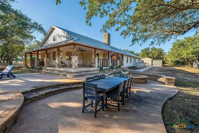301 Medlin Creek Loop, Dripping Springs, TX 78620