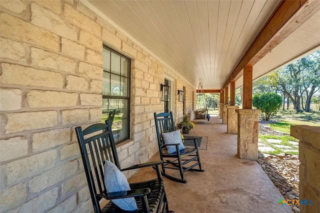 301 Medlin Creek Loop, Dripping Springs, TX 78620