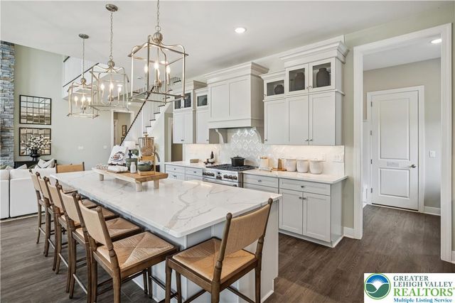 6821 Smith Court Stavanger III, East Allen Twp, PA 18017