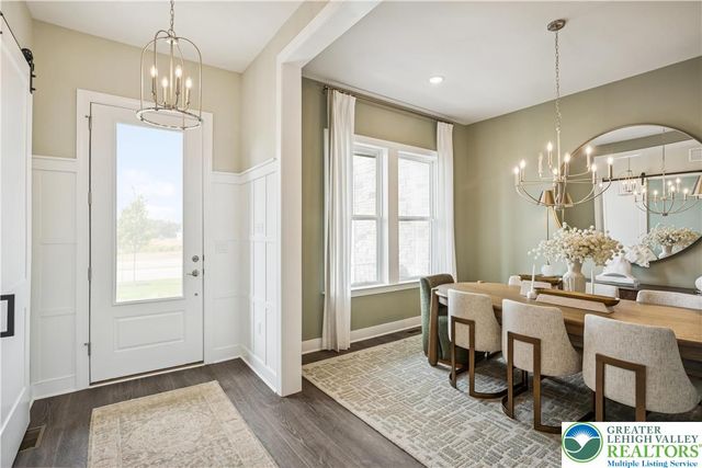6821 Smith Court Stavanger III, East Allen Twp, PA 18017
