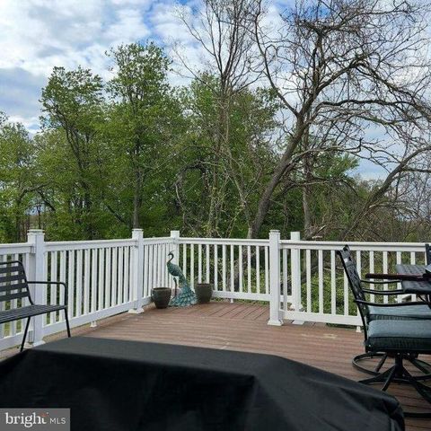1601 SHANNON DR S, Greencastle, PA 17225