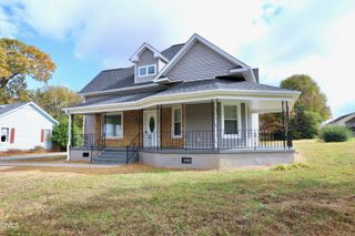 705 Washington Street, Graham, NC 27253
