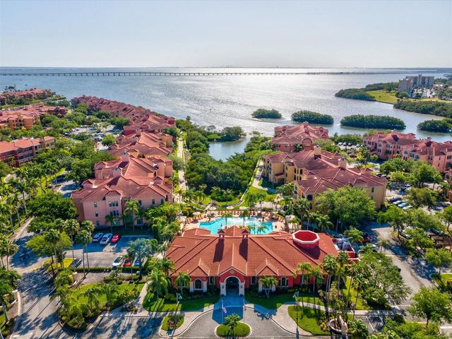 2731 VIA CAPRI 925, Clearwater, FL 33764