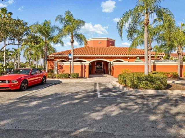 2731 VIA CAPRI 925, Clearwater, FL 33764