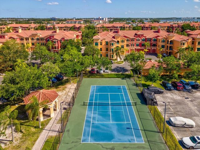 2731 VIA CAPRI 925, Clearwater, FL 33764