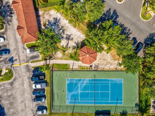 2731 VIA CAPRI 925, Clearwater, FL 33764