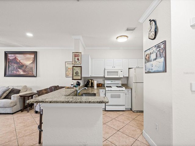 2731 VIA CAPRI 925, Clearwater, FL 33764