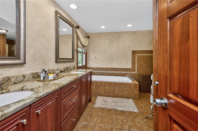 2679 Lebanon Road, Lebanon, OH 45036