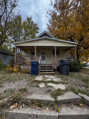 2517 Leith Street, Flint, MI 48506