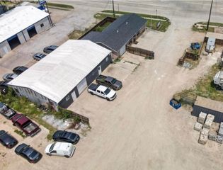 772 E Main Street B, Lewisville, TX 75057