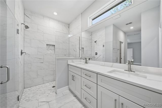 32 Glenridge Circle, Homosassa, FL 34446