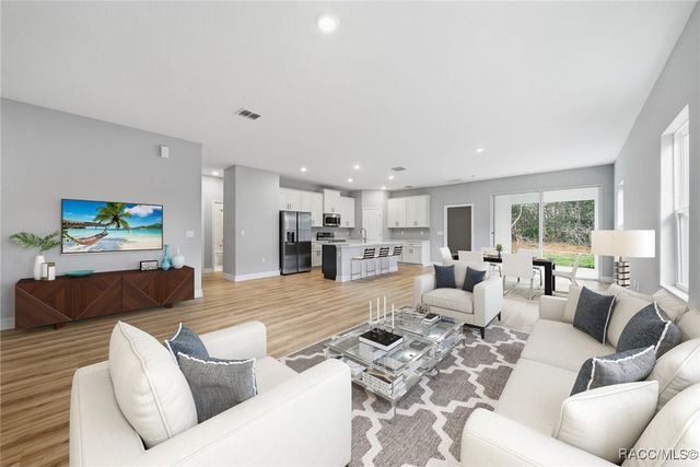 32 Glenridge Circle, Homosassa, FL 34446