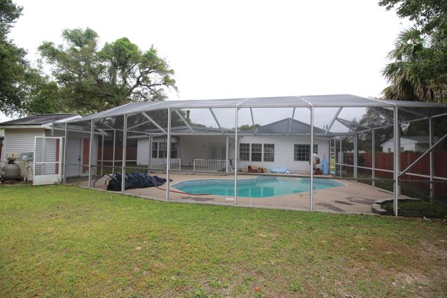 103 Thornhill Road, Fort Walton Beach, FL 32547