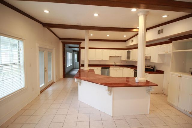 103 Thornhill Road, Fort Walton Beach, FL 32547