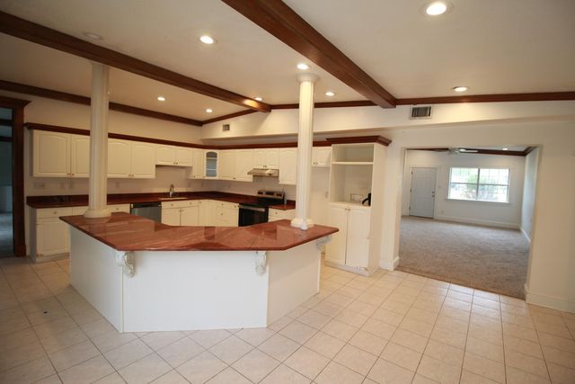 103 Thornhill Road, Fort Walton Beach, FL 32547