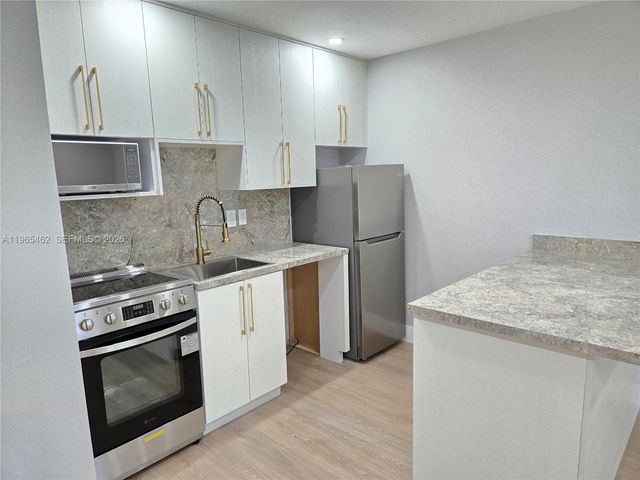 1106 Bahama Bend D1, Coconut Creek, FL 33066