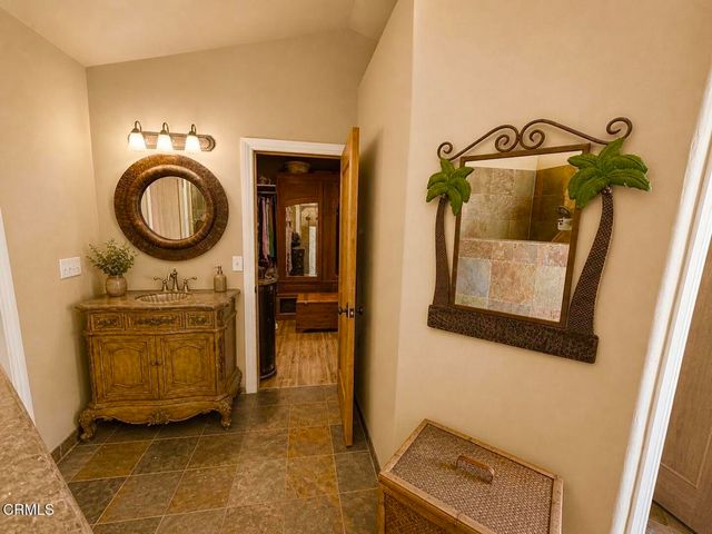 63 Lincoln Drive, Ventura, CA 93001