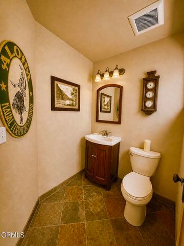 63 Lincoln Drive, Ventura, CA 93001