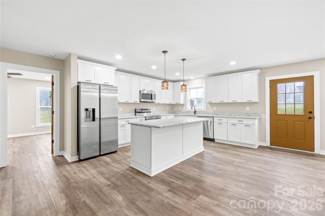 242 Bradley Farm Road, Statesville, NC 28625