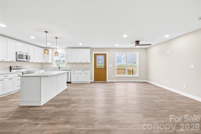 242 Bradley Farm Road, Statesville, NC 28625