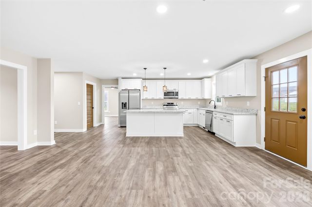 242 Bradley Farm Road, Statesville, NC 28625