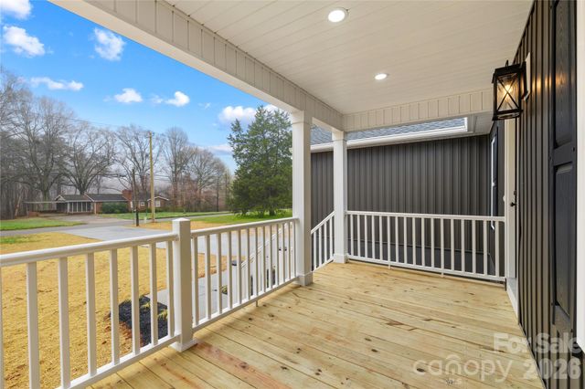 242 Bradley Farm Road, Statesville, NC 28625
