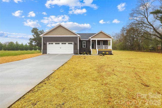 242 Bradley Farm Road, Statesville, NC 28625