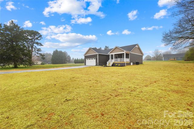 242 Bradley Farm Road, Statesville, NC 28625