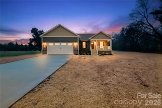 242 Bradley Farm Road, Statesville, NC 28625