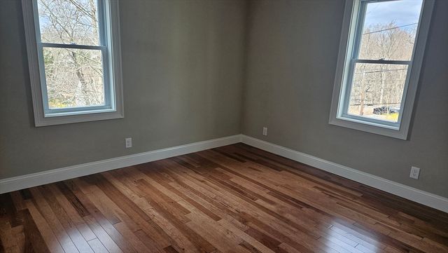 04 Aurora Street, Worcester, MA 01607