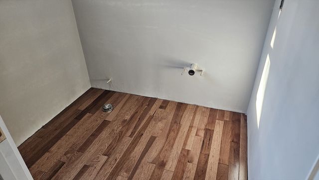 04 Aurora Street, Worcester, MA 01607