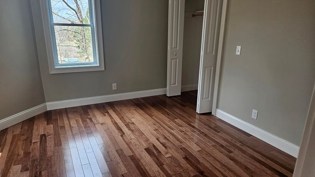 04 Aurora Street, Worcester, MA 01607