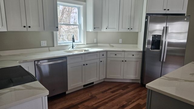 04 Aurora Street, Worcester, MA 01607